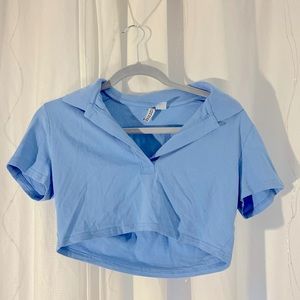 Cropped Short Sleeve Shirt| Brand: divided/H&M| Size: Medium